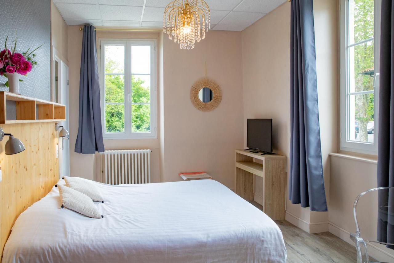 Hostellerie Du Parc كامبو-لي-بان المظهر الخارجي الصورة